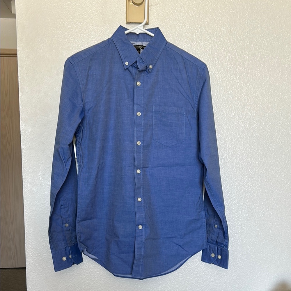 NWT, Banana Republic Blue Button Down Dress Shirt